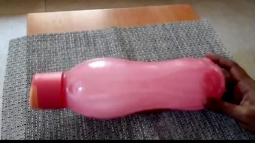 How to clean water bottles without  brush: Easy DIY  to clean smelly plastic and clear molds.