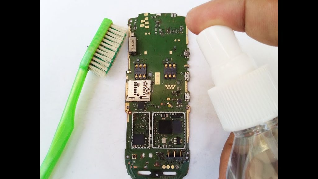 How to Clean water damaged or dead  mobile phone board PCB using CTC Lecture No  8
